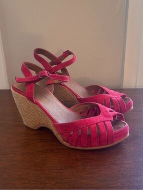 Eric Michael Pink Suede Espadrille Wedge Sandals